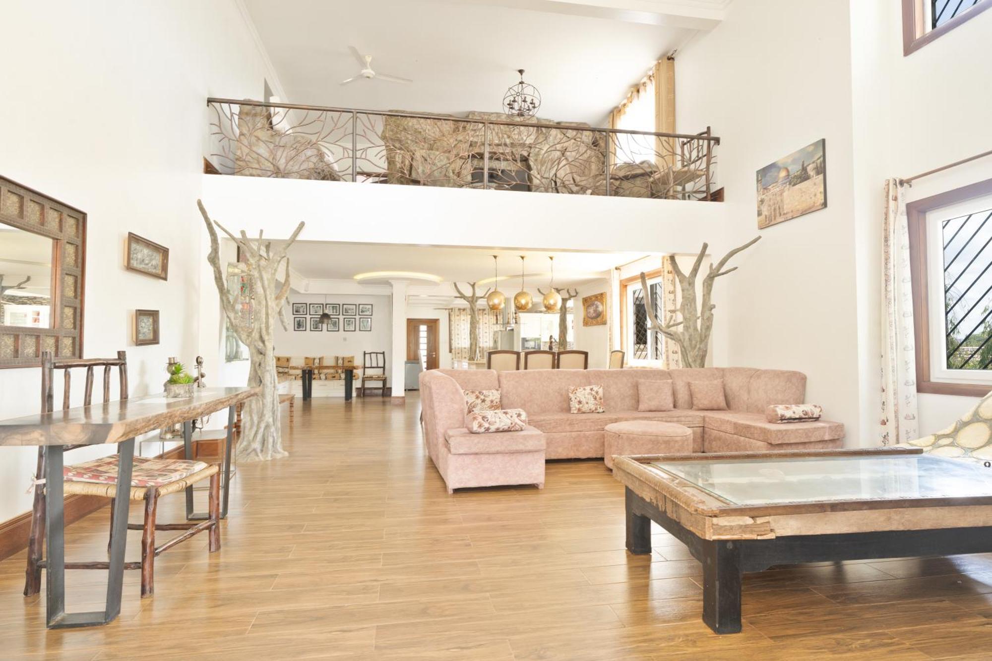 Queens Chateau Boutique Villa Diani Beach Extérieur photo