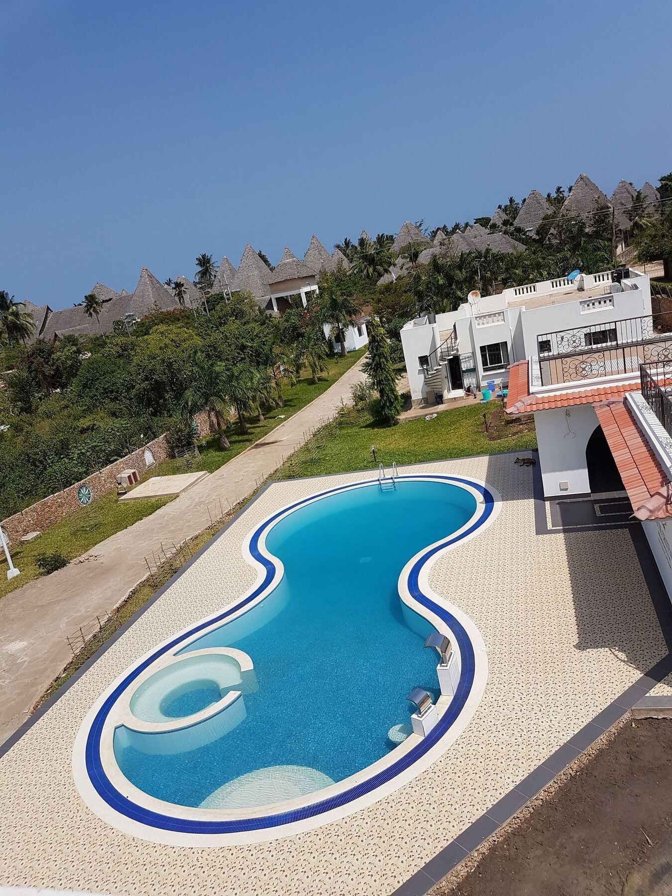 Queens Chateau Boutique Villa Diani Beach Extérieur photo